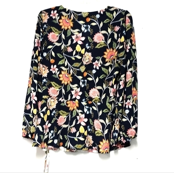 Loft women's peplum wrap floral multi color blouse Size: M - Picture 2 of 5